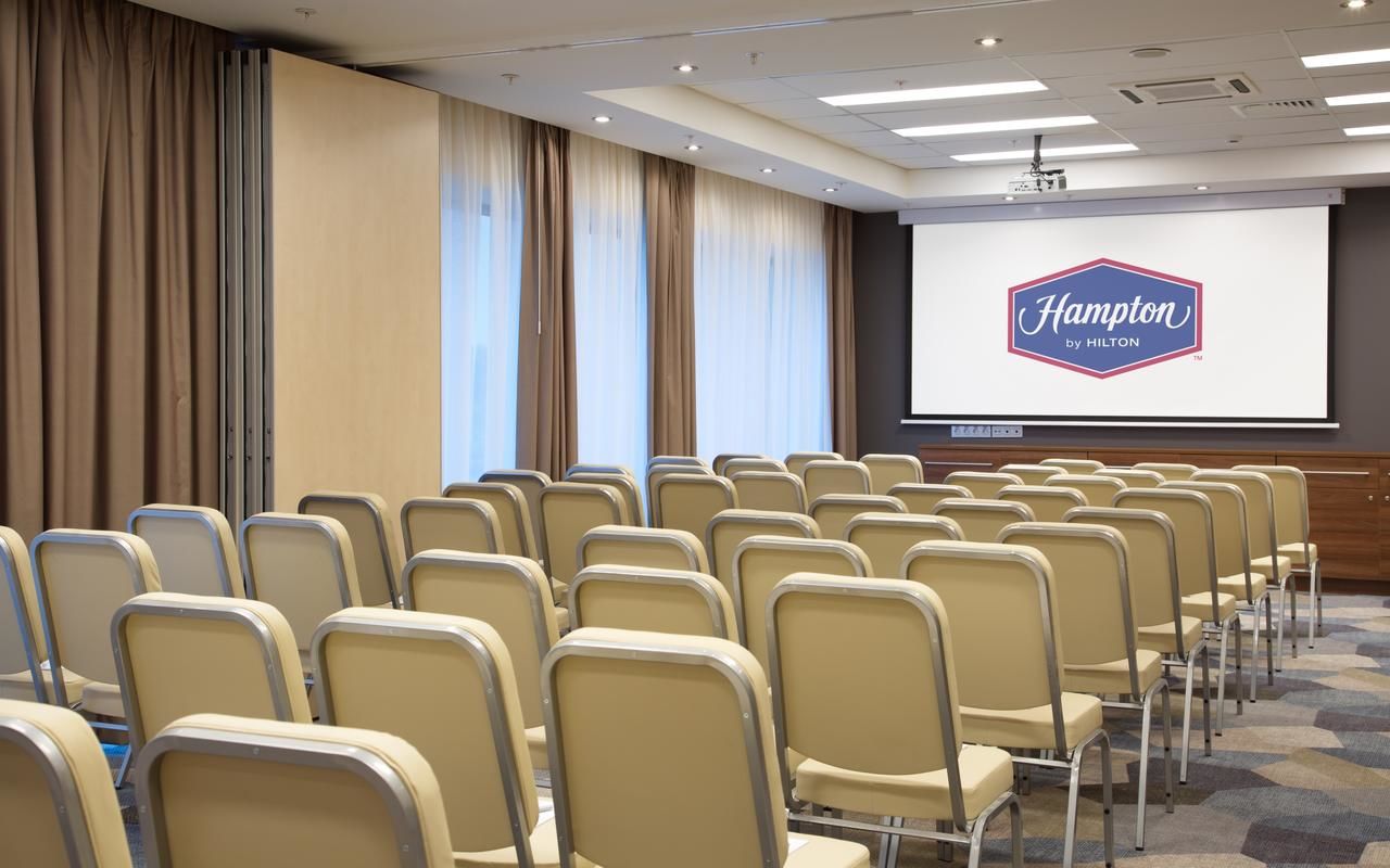 Отель Hampton by Hilton Minsk City Centre Минск-22