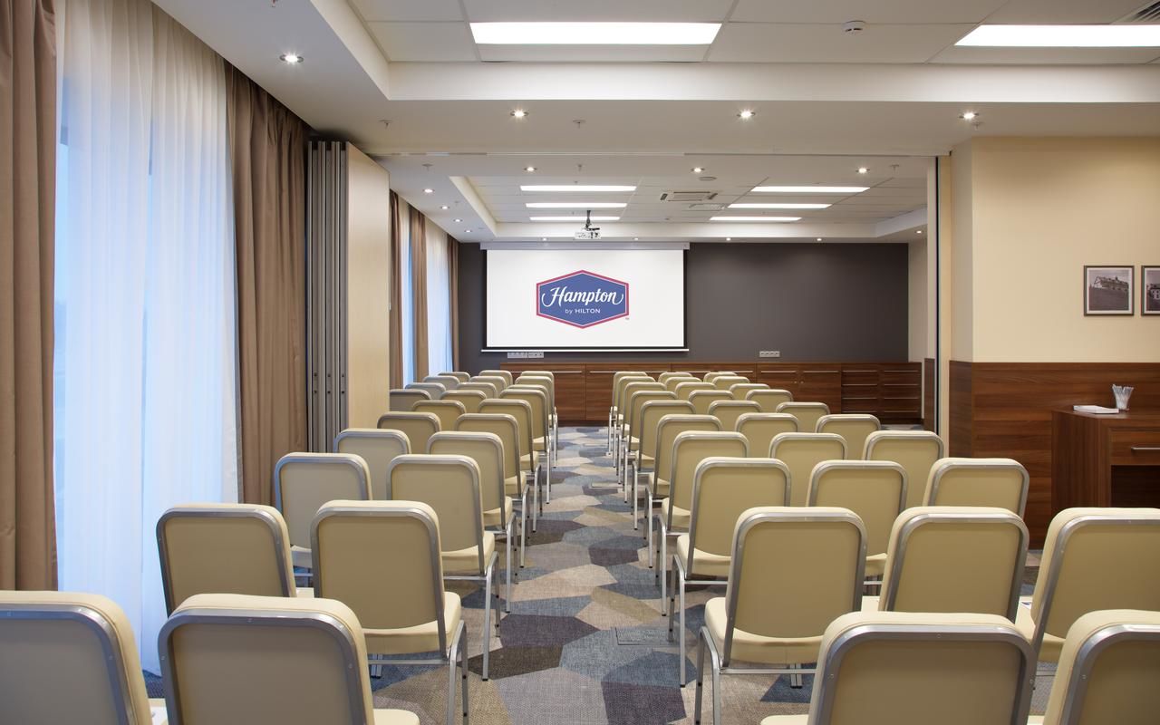 Отель Hampton by Hilton Minsk City Centre Минск-23