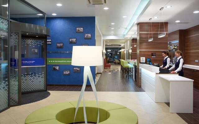 Отель Hampton by Hilton Minsk City Centre Минск-12