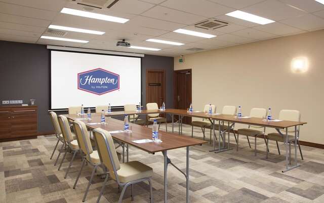 Отель Hampton by Hilton Minsk City Centre Минск-24
